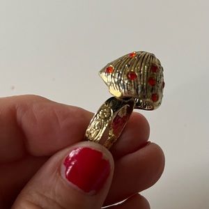 Vintage adjustable psychedelic mushroom ring with red stones